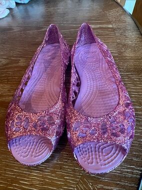 Kids Crocs Glitter Peep-Toe Flats - Pink